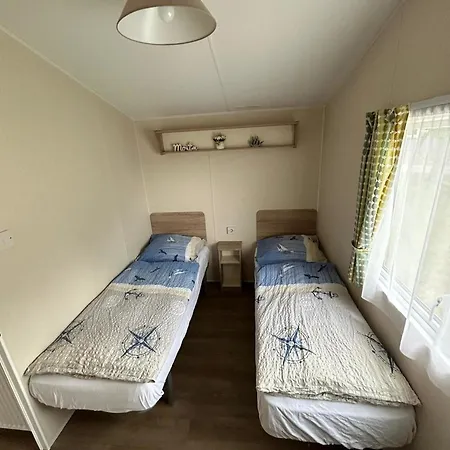 בית נופש Kegelrobbe Mir Riesiger Ueberdachter Terrasse Am Kransburger 544 *